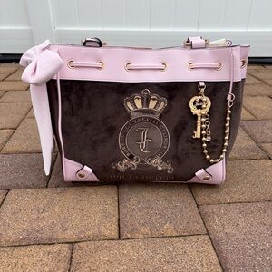 Juicy Couture Classic Juicy Lover Daydreamer Bag